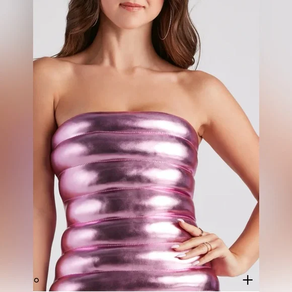 Windsor - Wonderland Chic Puffer Metallic Dress - Picture 4 of 5